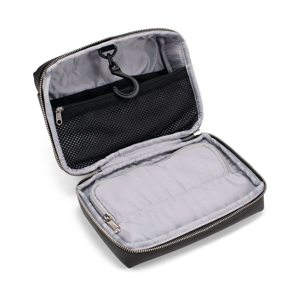VESSEL Vessel Signature Toiletry Pebbled Black